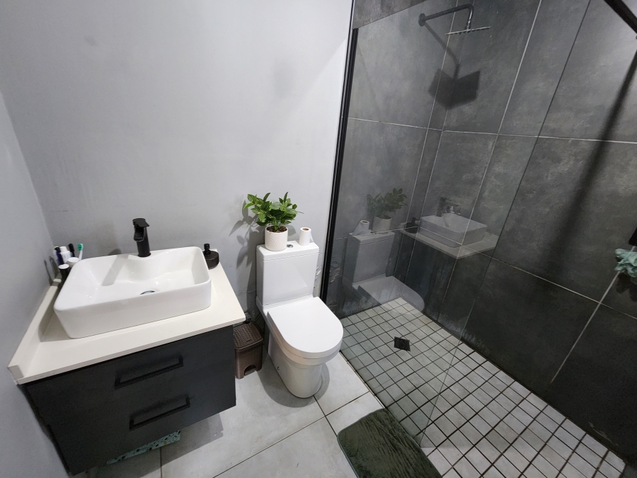 2 Bedroom Property for Sale in Antiqua Bay Free State